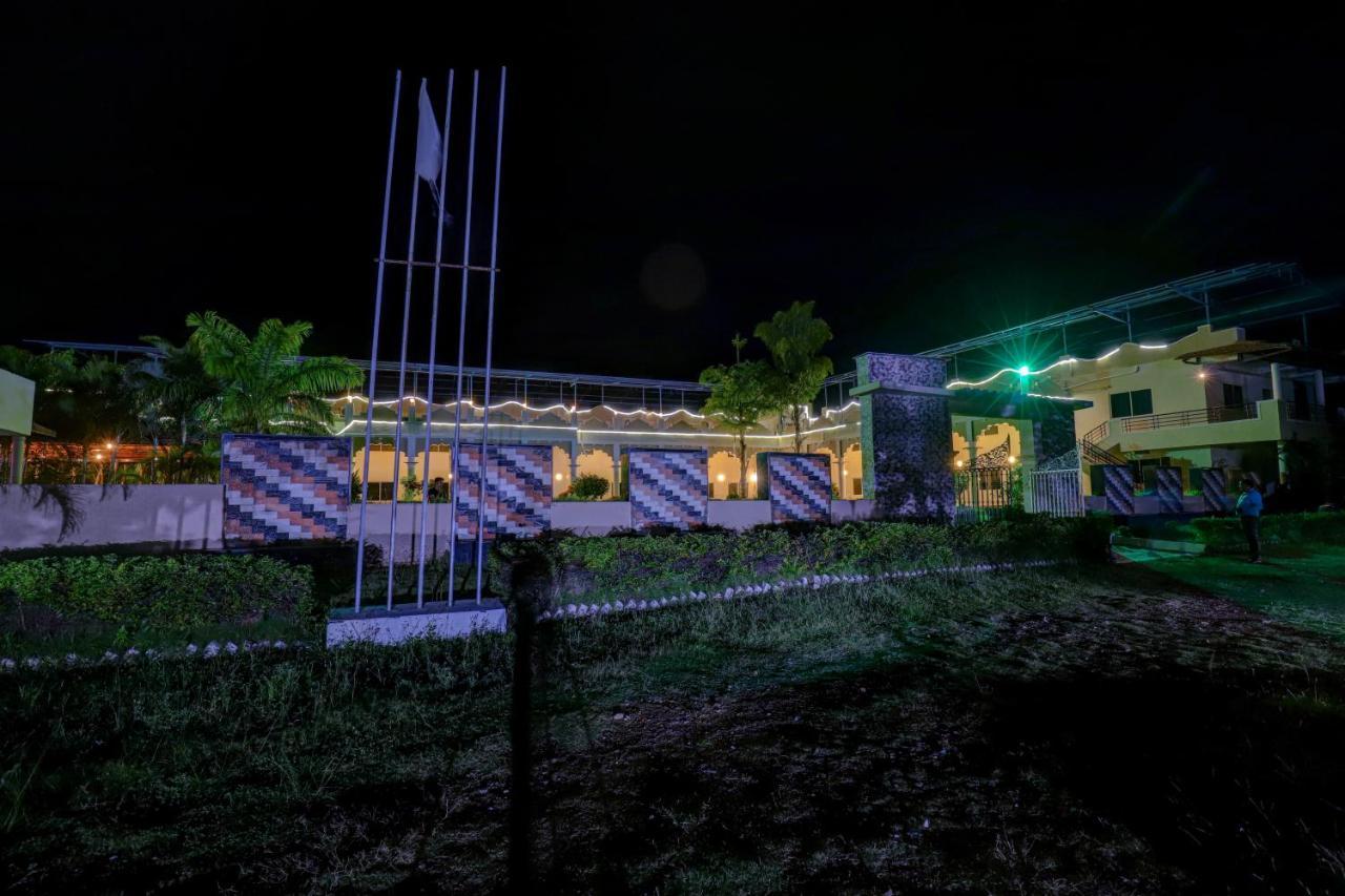 Brindavan Garden Resort & Spa Krishnarajasagara Екстериор снимка