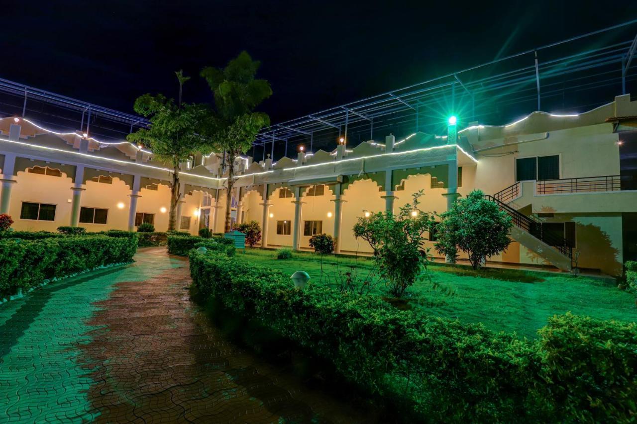 Brindavan Garden Resort & Spa Krishnarajasagara Екстериор снимка