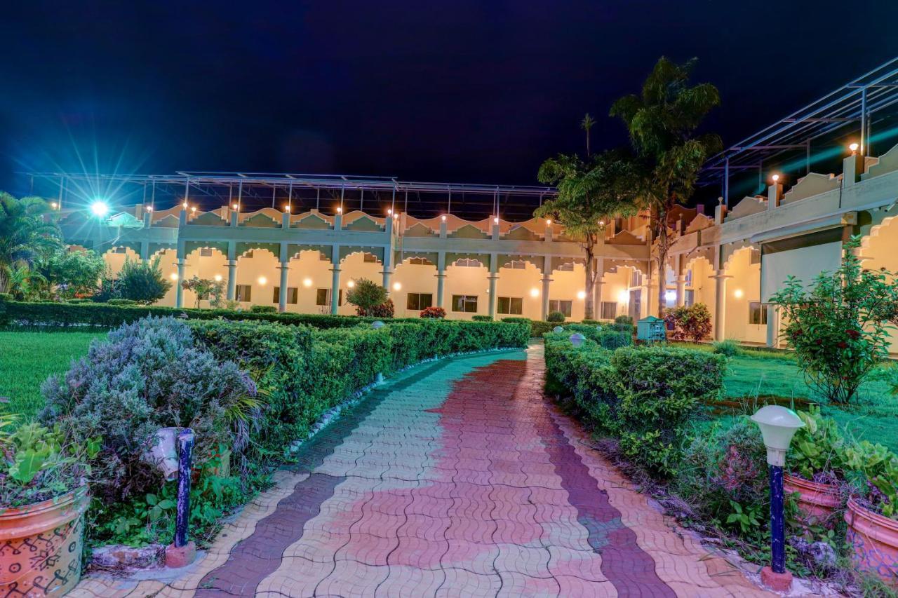 Brindavan Garden Resort & Spa Krishnarajasagara Екстериор снимка